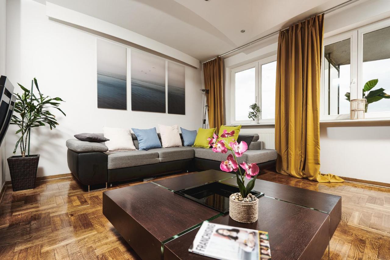 Lumina Spacious Apartment Near The Railway Station Warschau Exterior foto