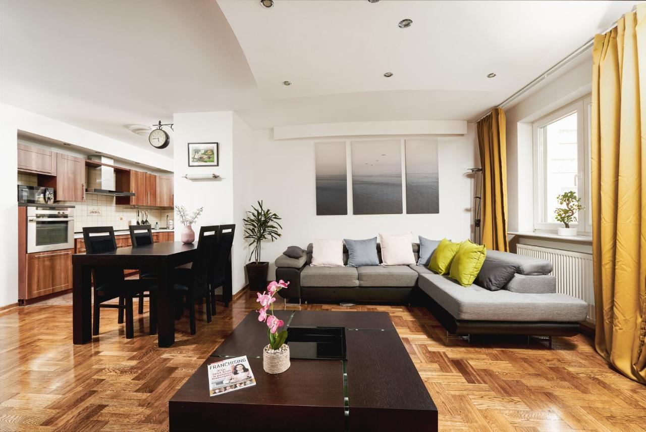 Lumina Spacious Apartment Near The Railway Station Warschau Exterior foto